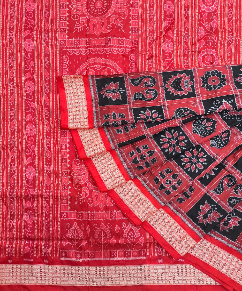 Black Red Sambalpuri Handwoven Silk Saree SFSSAR1820