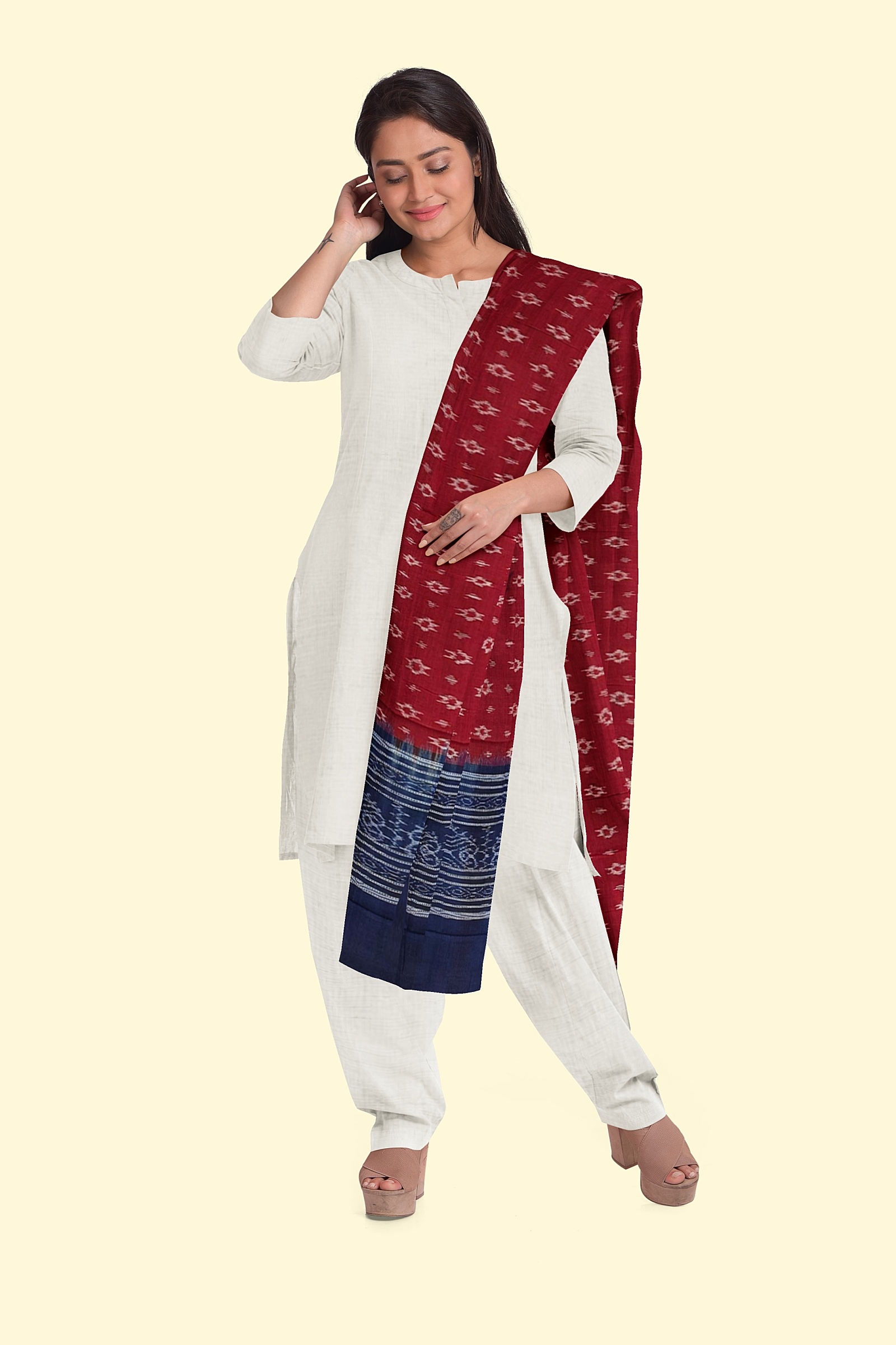 Maroon Blue Sambalpuri Handwoven Single Ikat Cotton Dupatta Image 3