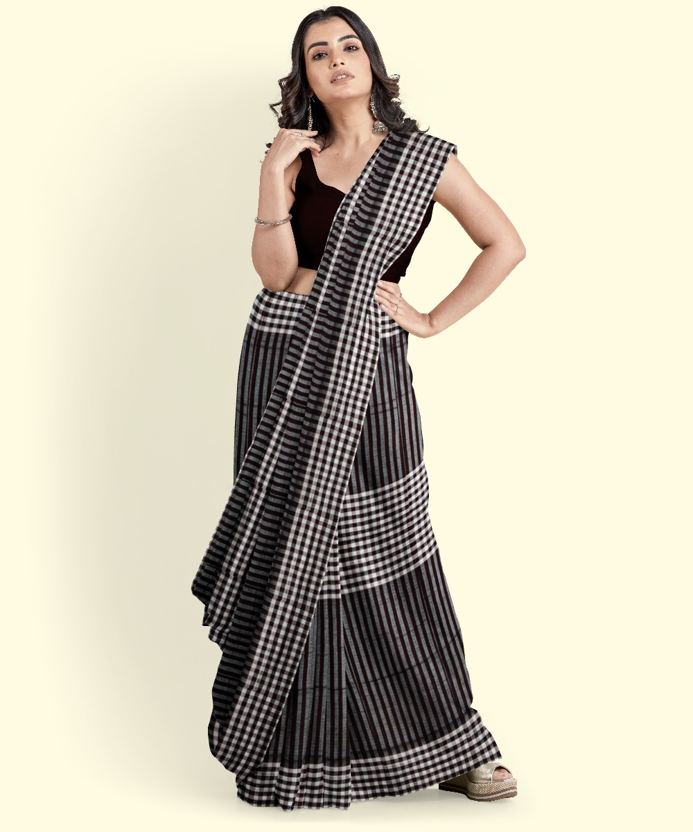 Maroon Black Sambalpuri Handwoven Single Ikat Cotton Saree Image 3