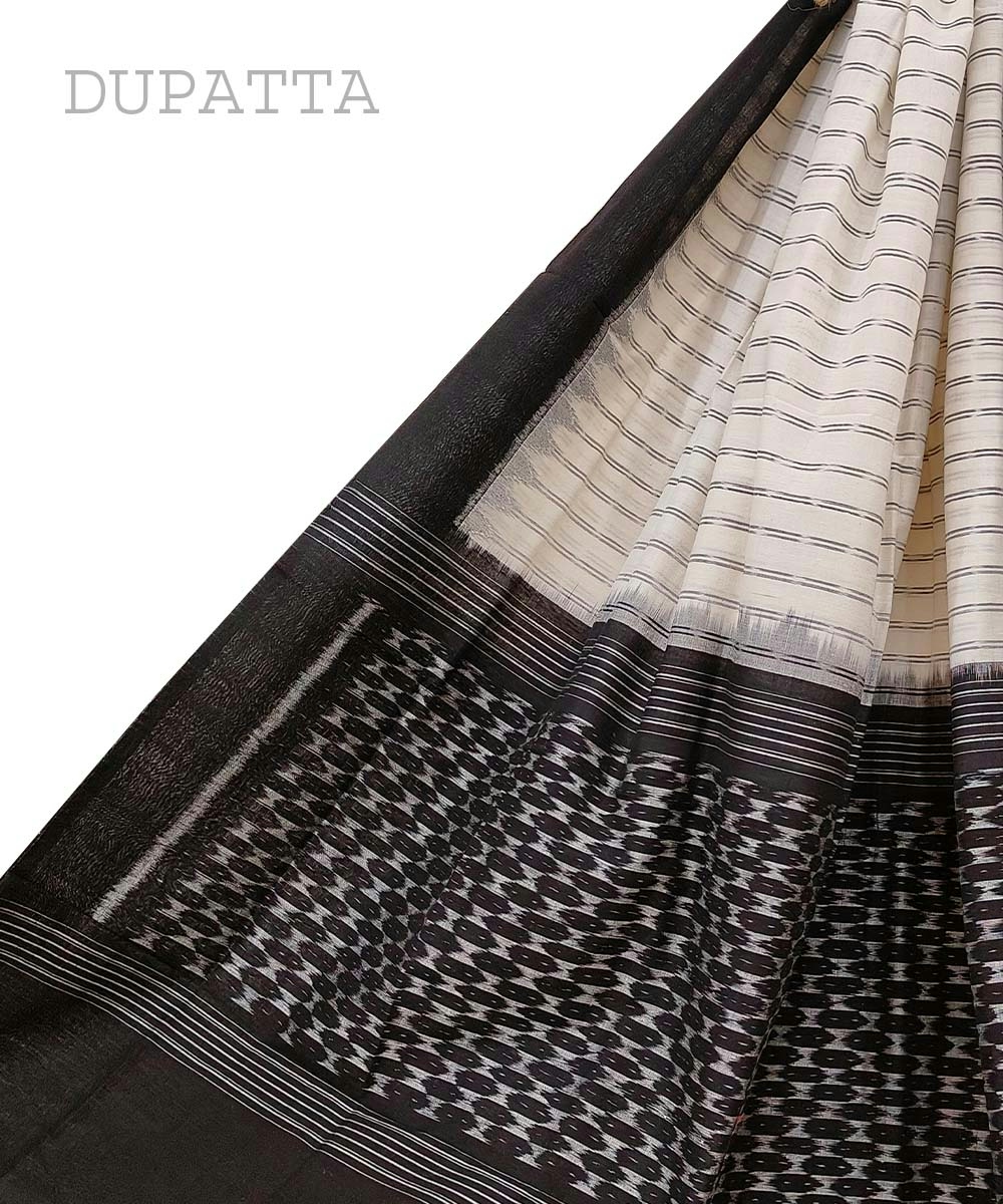 Offwhite Black Sambalpuri Handwoven Single Ikat Cotton Dupatta SFCDUP0667